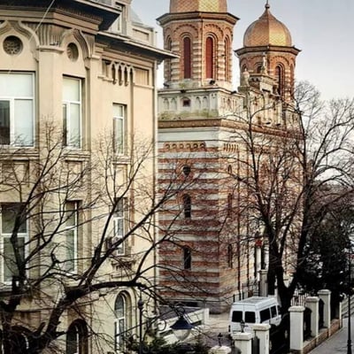 Location d’un appartement lumineux de 2 pièces, 60 m², centre historique, Constanța, Roumanie